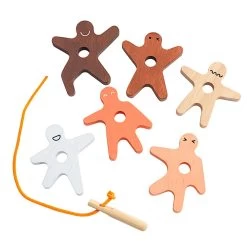 Environments® String Kids Figures