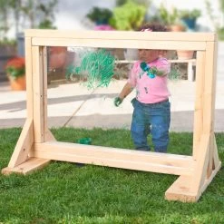 Art Easel -Toy Room S1033046 1