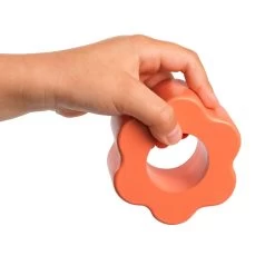 Excellerations® Sustainably Harvested Rubberwood Flower Puzzle -Toy Room S981664 1